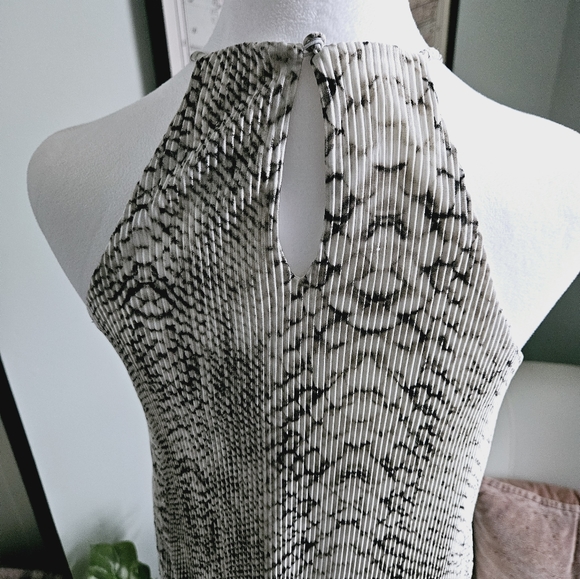 Allison Joy Halter Tank Top. Snakeskin pattern. Size XS - Picture 3 of 6
